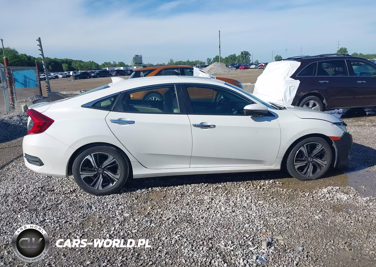 2016 Honda Civic Touring VIN:19XFC1F94GE019312 - 14