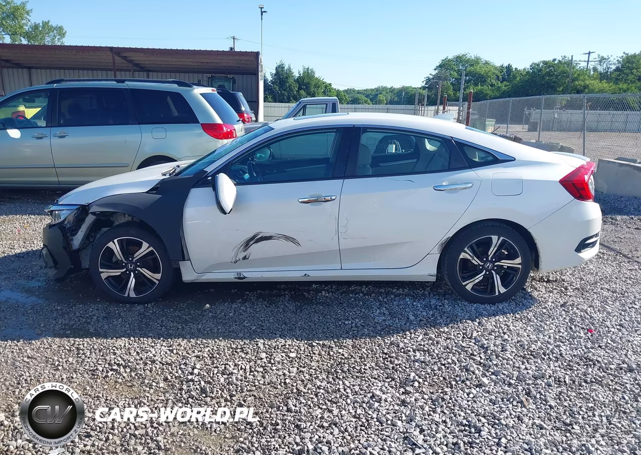 2016 Honda Civic Touring VIN:19XFC1F94GE019312 - 15