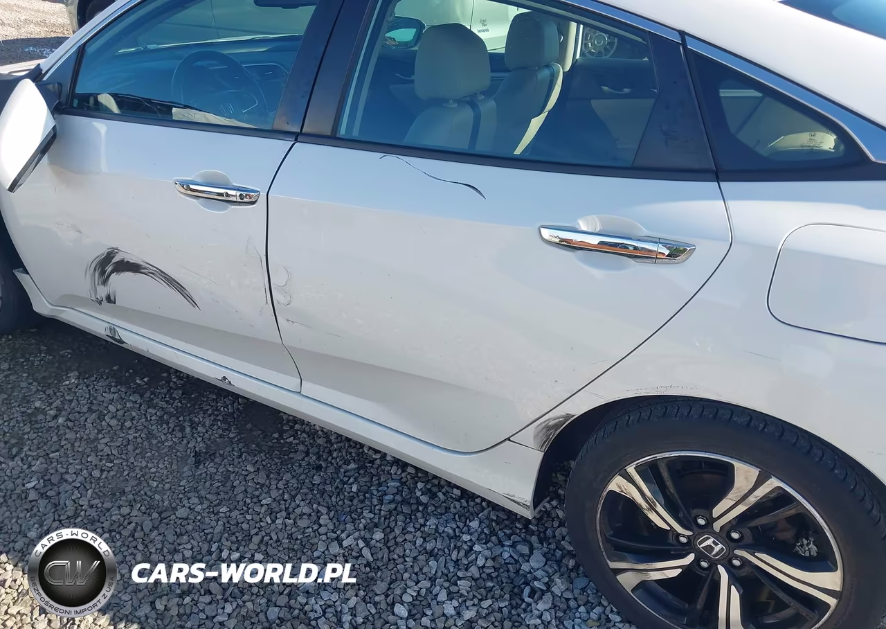 2016 Honda Civic Touring VIN:19XFC1F94GE019312 - 6