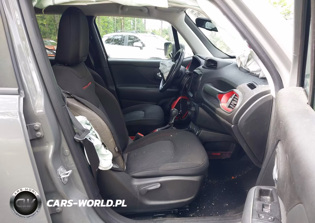 2022 Jeep Renegade Trailhawk 4X4 VIN:ZACNJDC14NPN47799 - 5