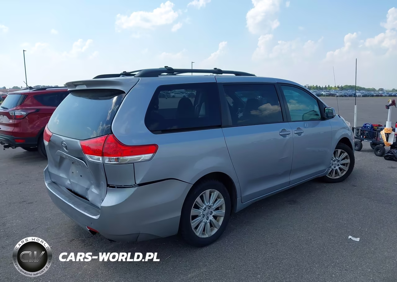 2012 Toyota Sienna Xle 7 Passenger VIN:5TDDK3DC6CS047939 - 4