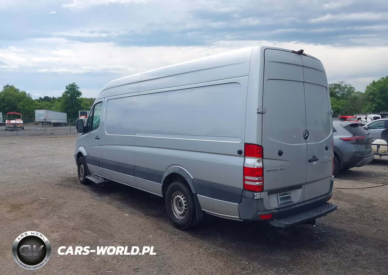 2016 Mercedes-Benz Sprinter 2500 High Roof VIN:WD3PE8CD1GP178587 - 3