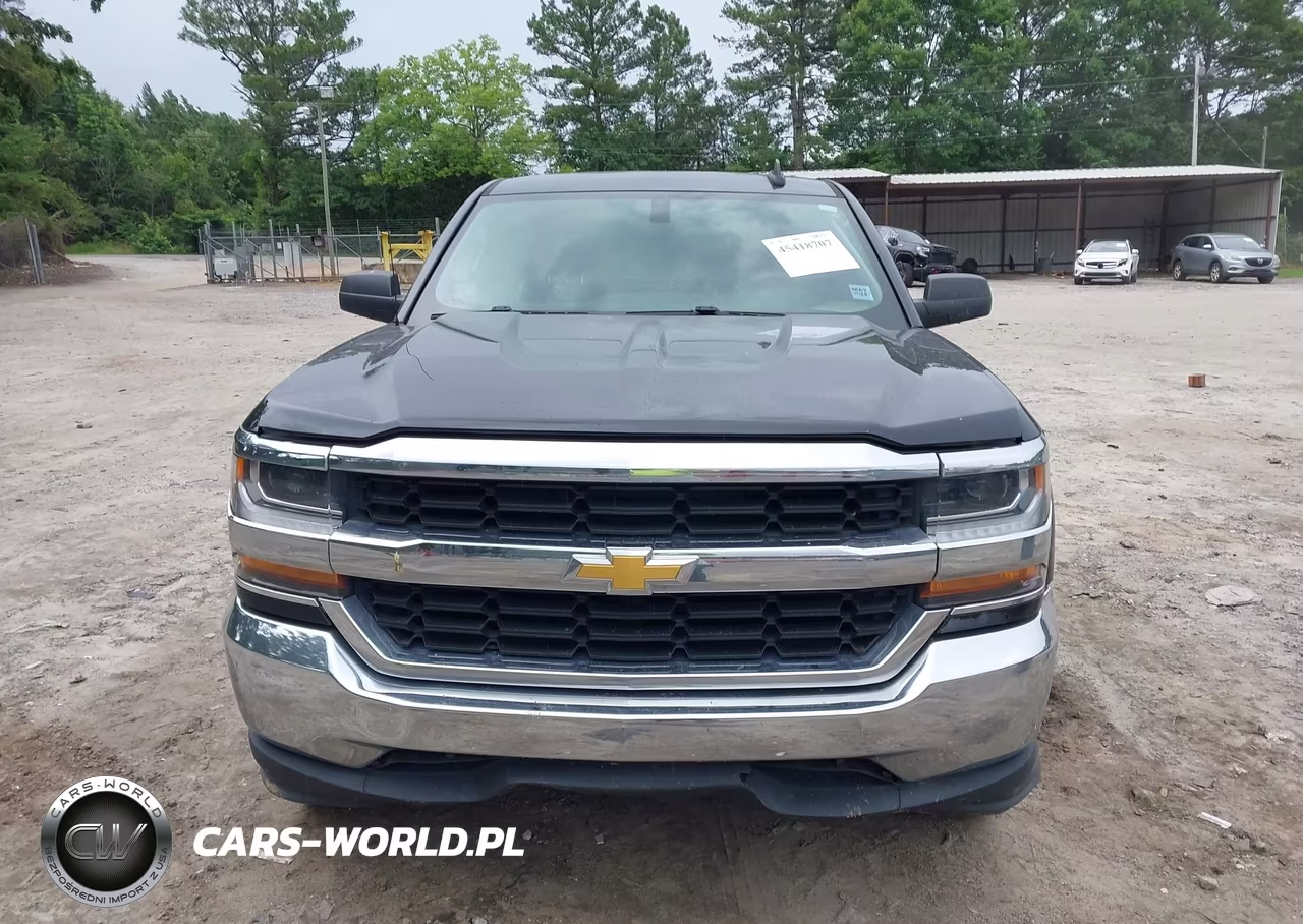 2018 Chevrolet Silverado 1500 Ls VIN:1GCRCNEC0JZ366066 - 11