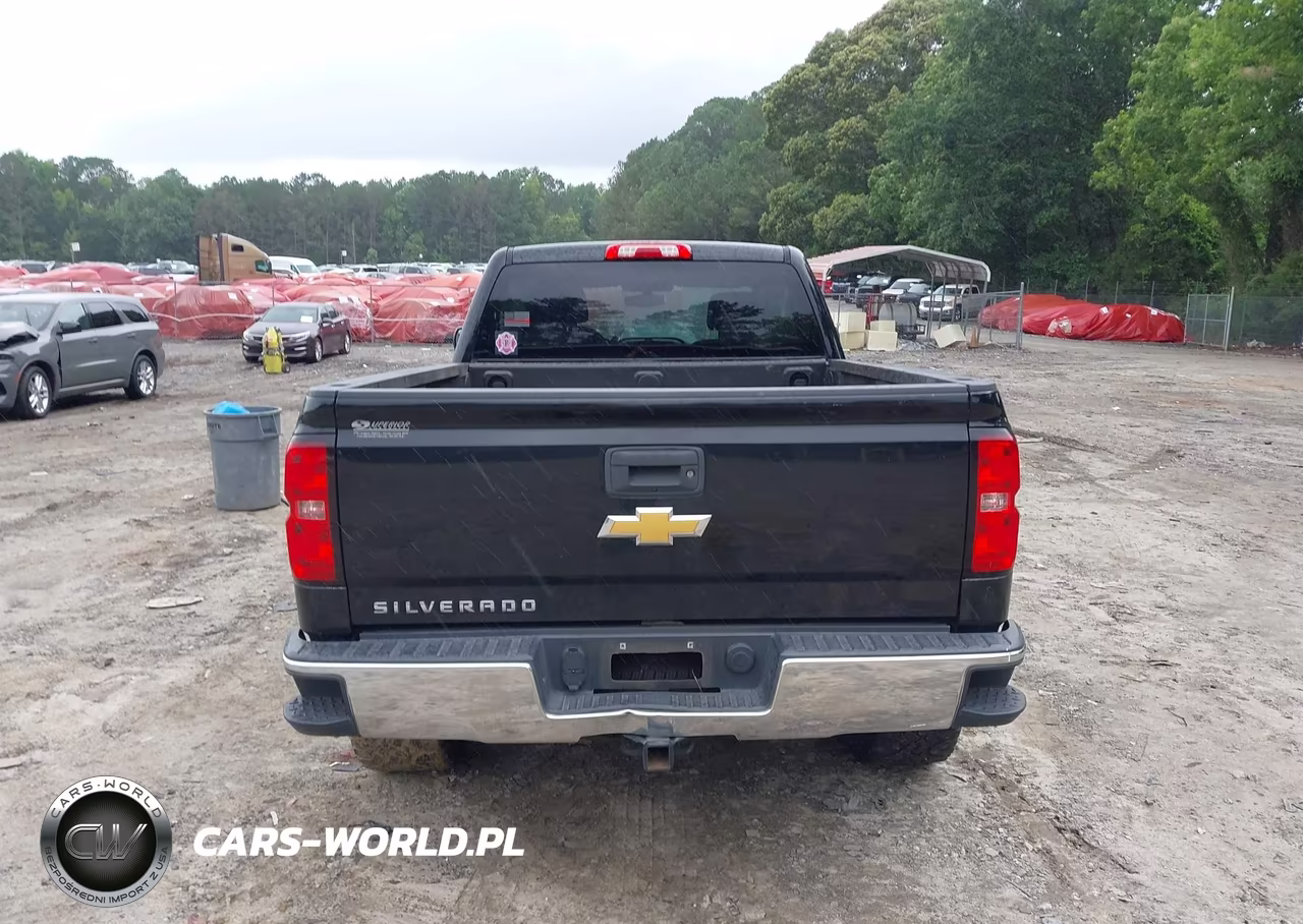 2018 Chevrolet Silverado 1500 Ls VIN:1GCRCNEC0JZ366066 - 15