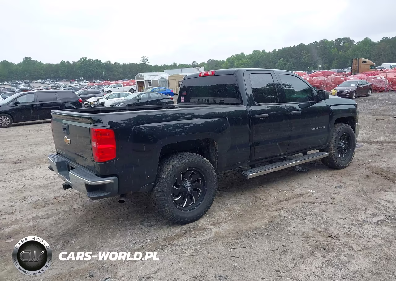 2018 Chevrolet Silverado 1500 Ls VIN:1GCRCNEC0JZ366066 - 4