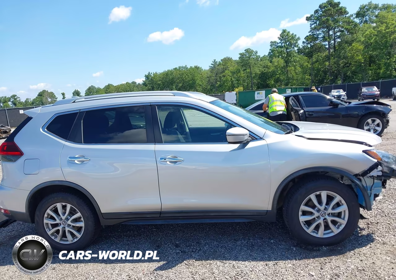 2018 Nissan Rogue Sv VIN:KNMAT2MT2JP551387 - 14