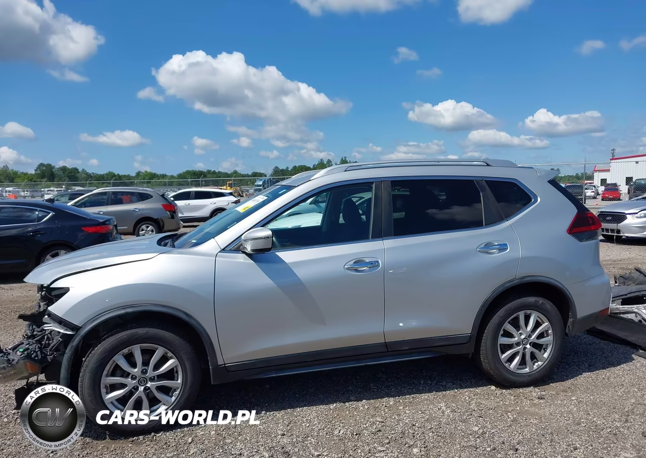 2018 Nissan Rogue Sv VIN:KNMAT2MT2JP551387 - 15
