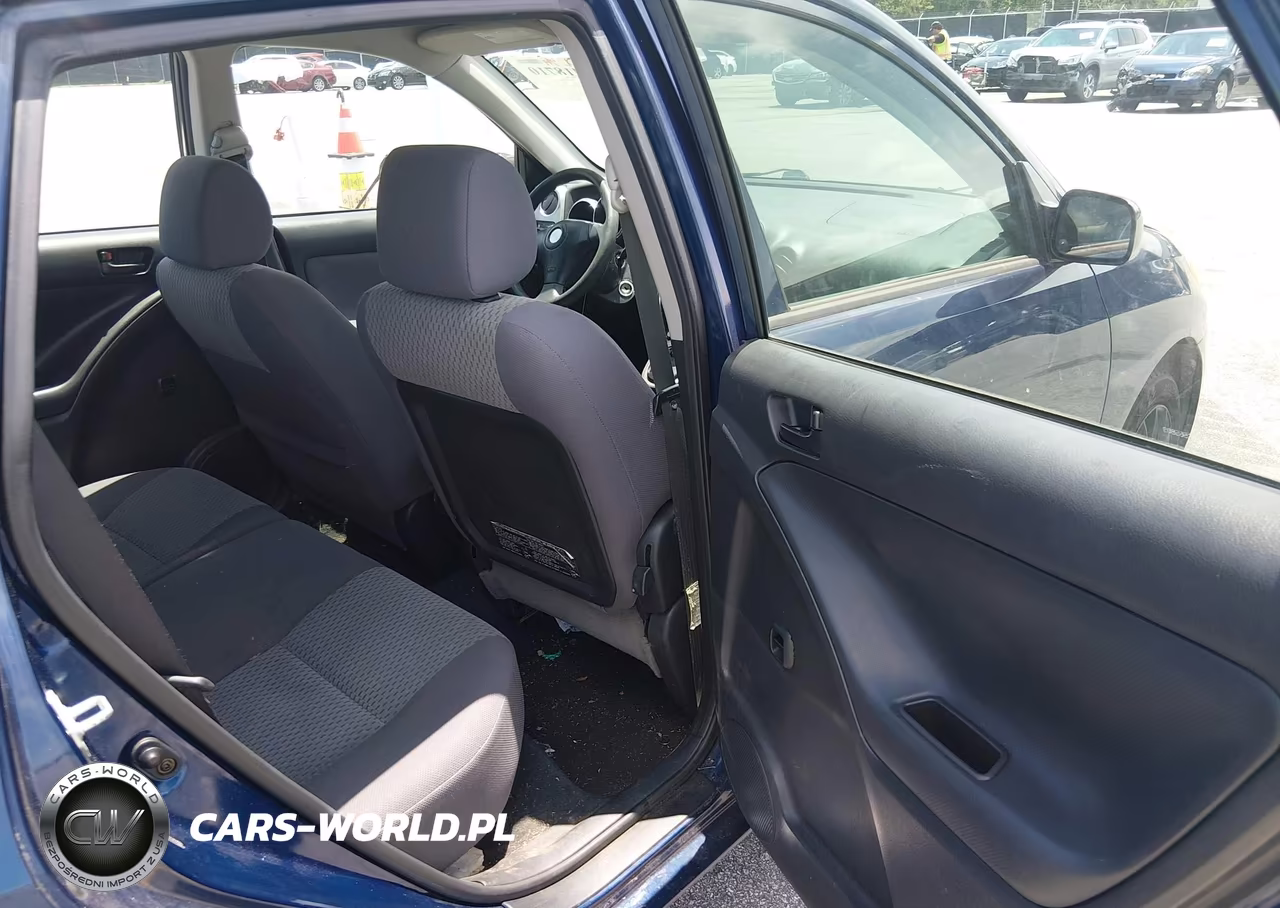 2006 Toyota Matrix VIN:2T1KR32E26C565809 - 8