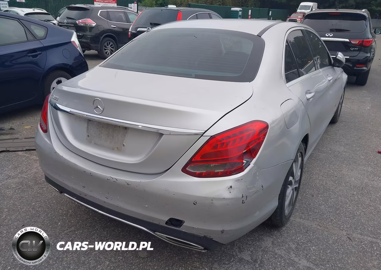 2015 Mercedes-Benz C 300 VIN:55SWF4JB1FU078568 - 4