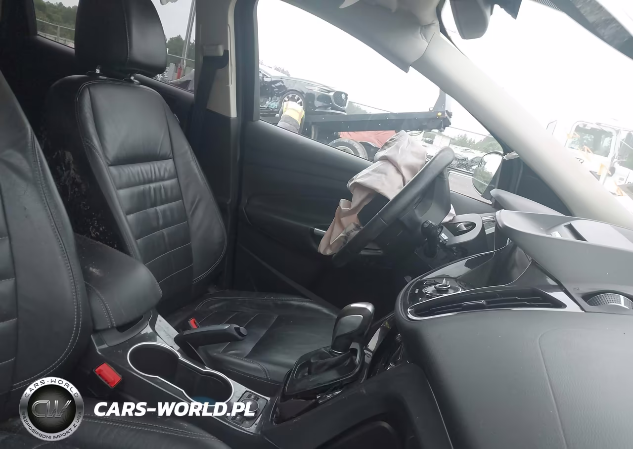 2015 Ford Escape Titanium VIN:1FMCU9J94FUB86206 - 5