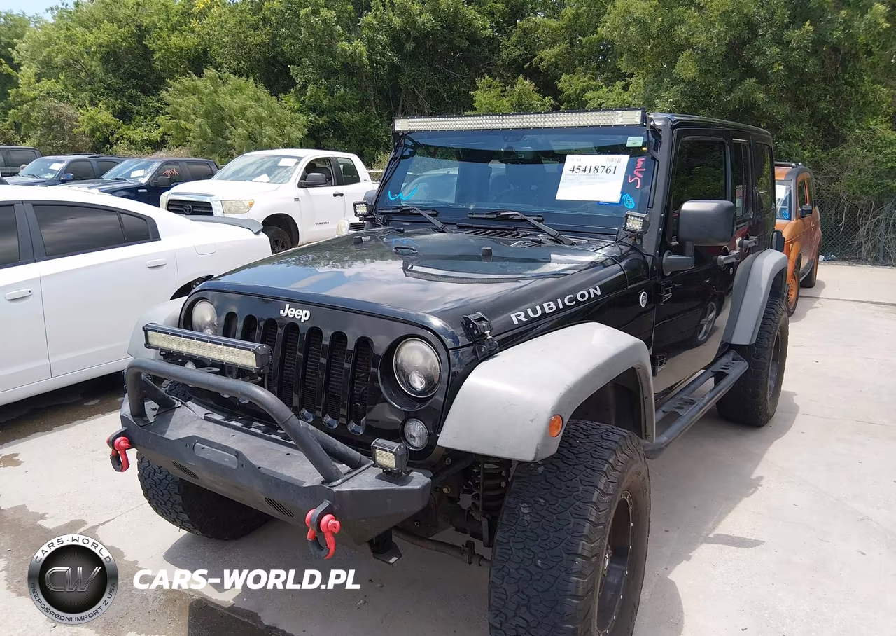 2014 Jeep Wrangler Unlimited Rubicon VIN:1C4BJWFG3EL158111 - 6