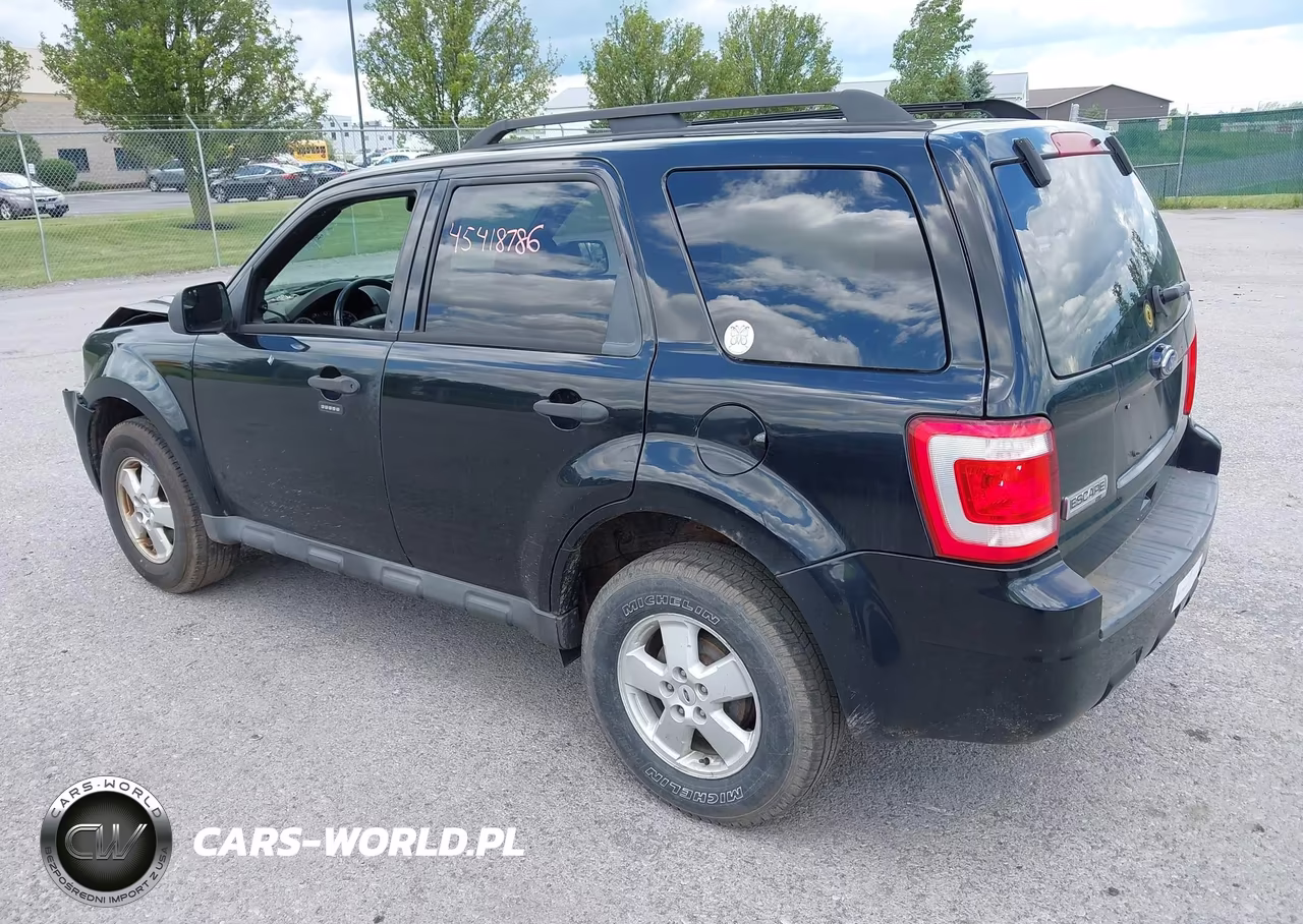 2010 Ford Escape Xlt VIN:1FMCU9D71AKC05938 - 3