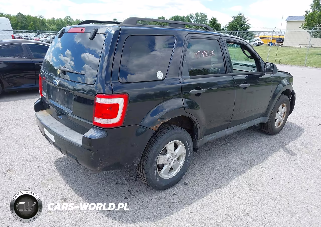2010 Ford Escape Xlt VIN:1FMCU9D71AKC05938 - 4