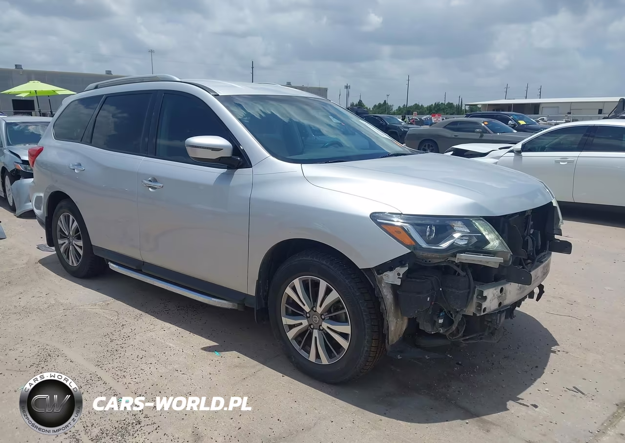 2019 Nissan Pathfinder Sv