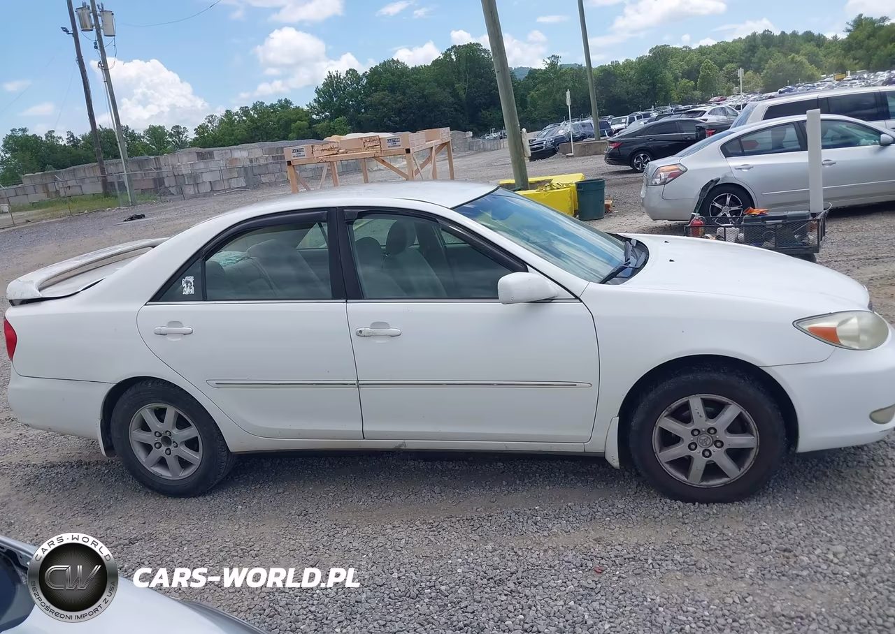 2003 Toyota Camry Xle VIN:4T1BE32K93U128076 - 13