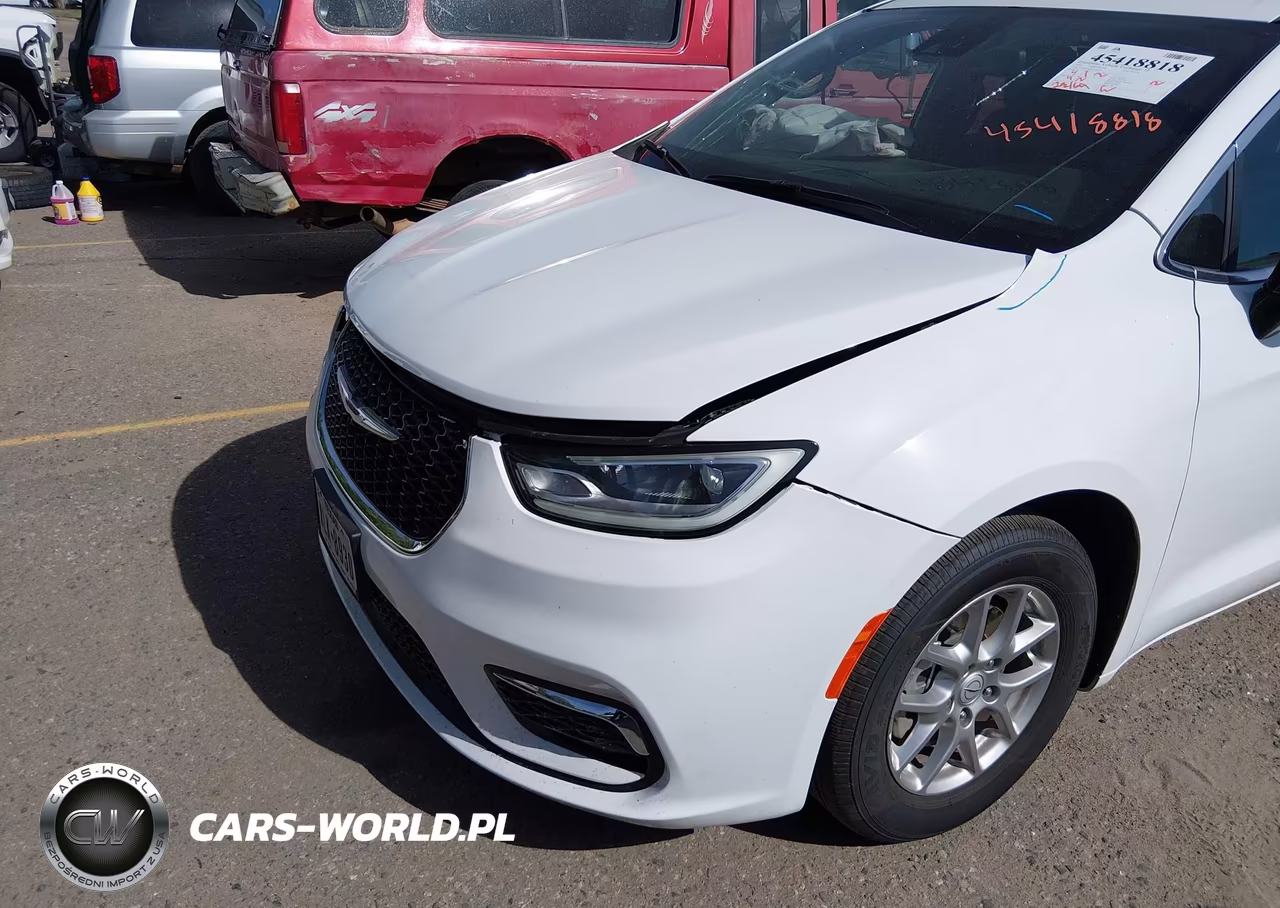 2026 Chrysler Pacifica Select VIN:2C4RC1BGXTR186106 - 6