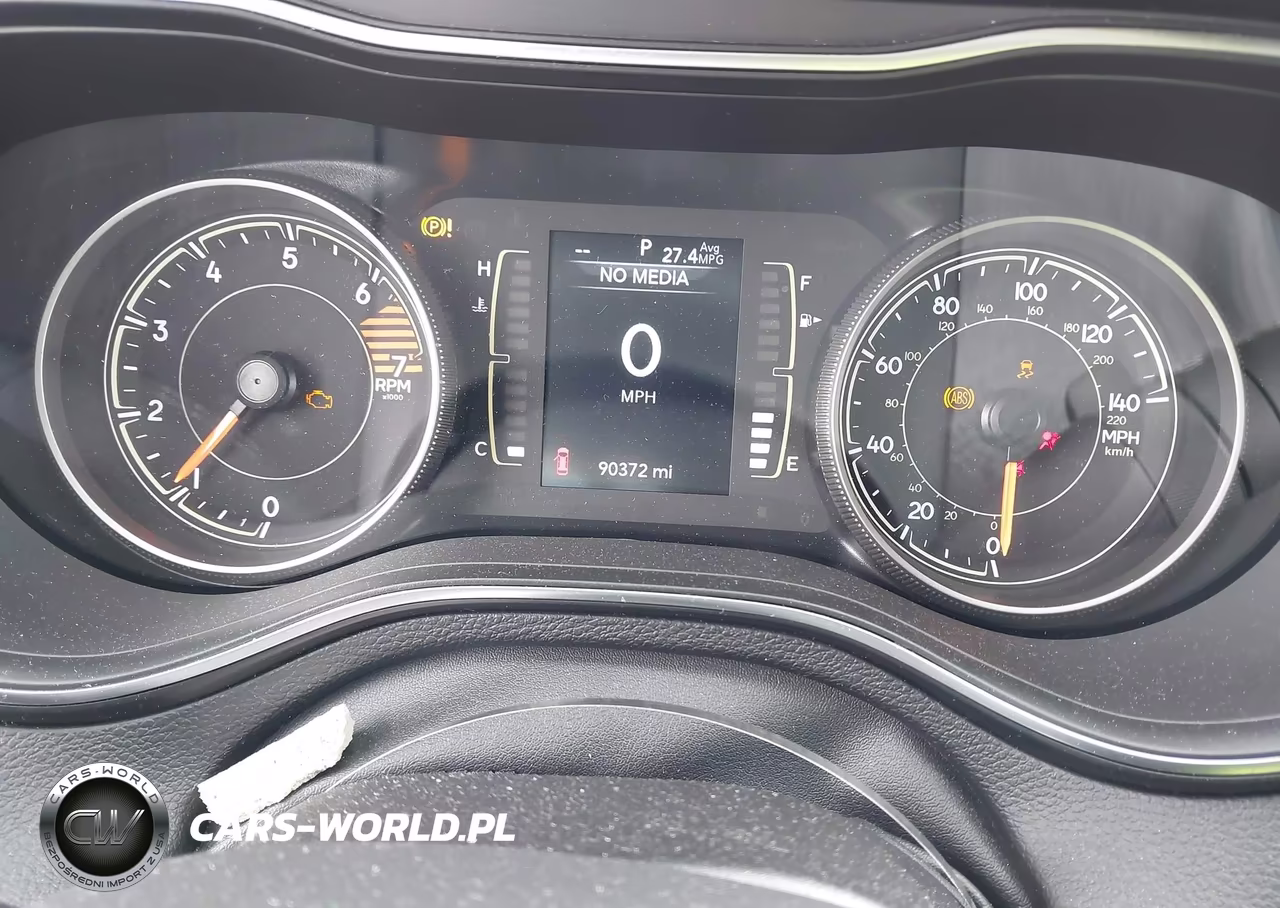 2020 Jeep Cherokee Latitude Fwd VIN:1C4PJLCBXLD639543 - 7
