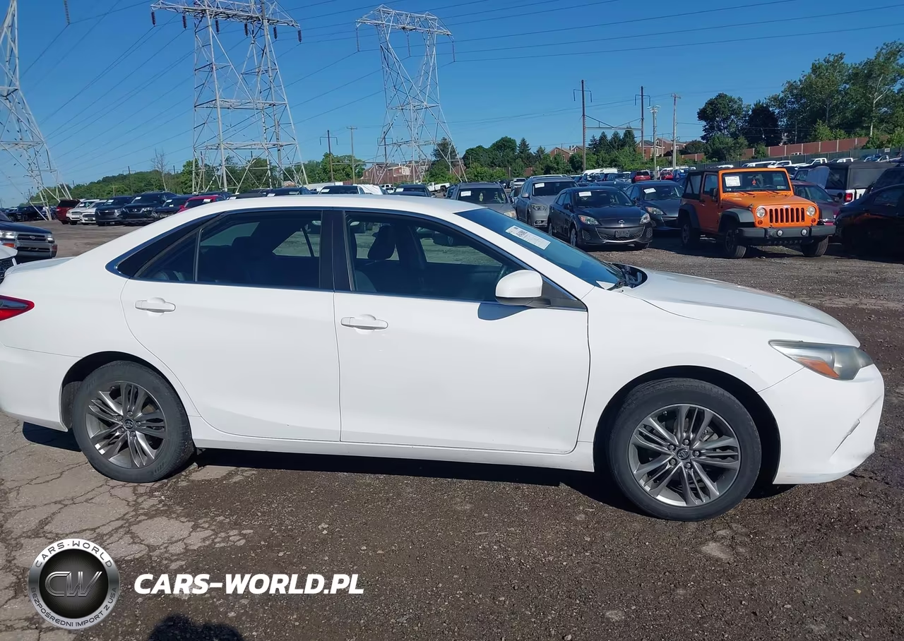 2016 Toyota Camry Se VIN:4T1BF1FK6GU215709 - 14