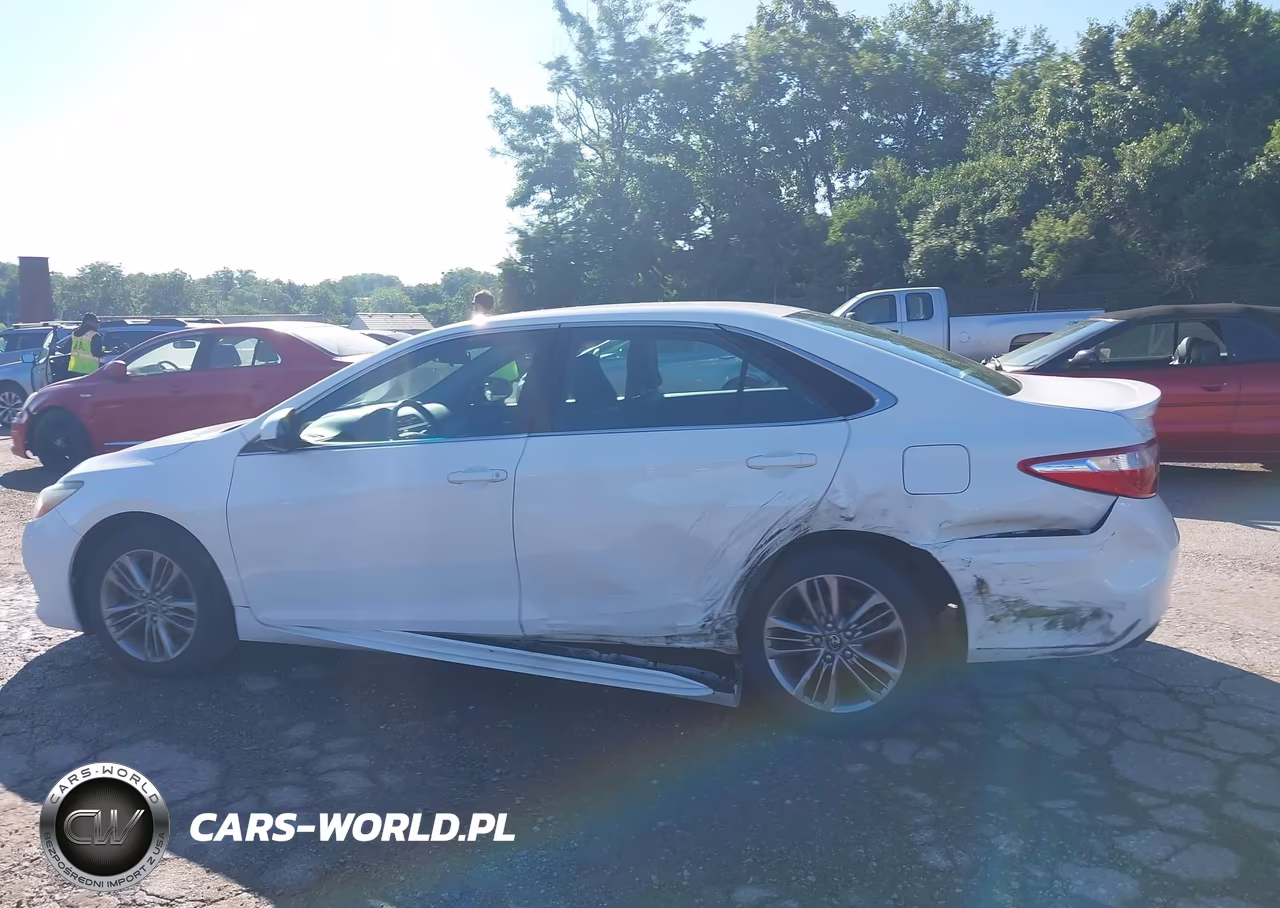 2016 Toyota Camry Se VIN:4T1BF1FK6GU215709 - 15