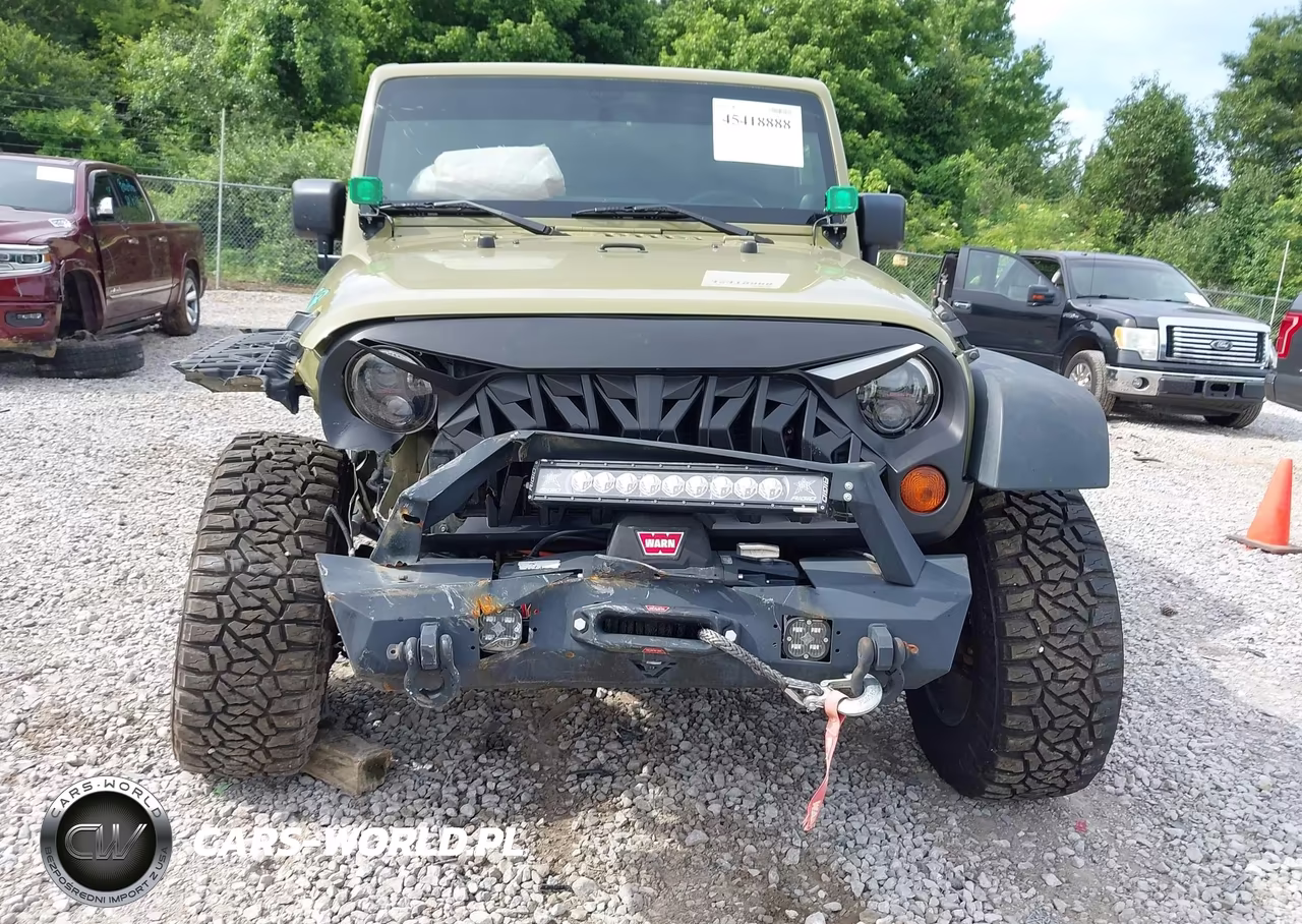 2013 Jeep Wrangler Unlimited Rubicon VIN:1C4BJWFGXDL571867 - 12