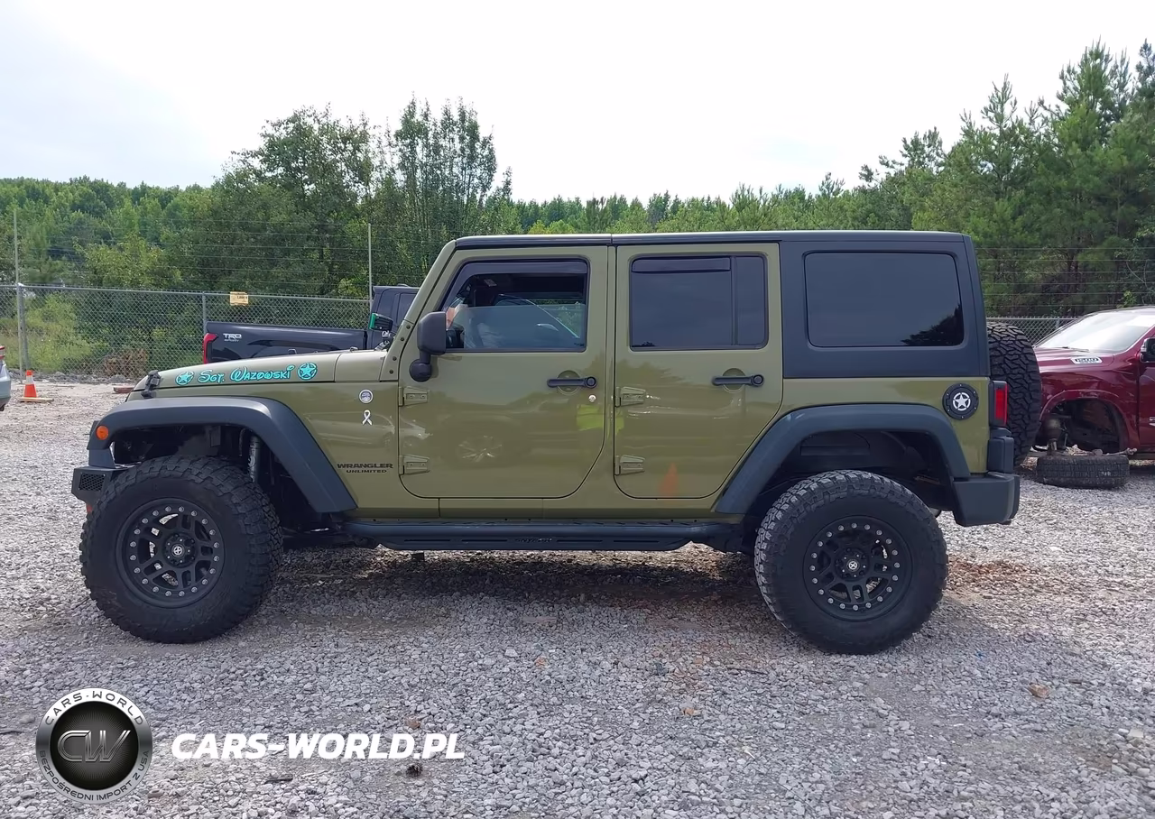 2013 Jeep Wrangler Unlimited Rubicon VIN:1C4BJWFGXDL571867 - 14