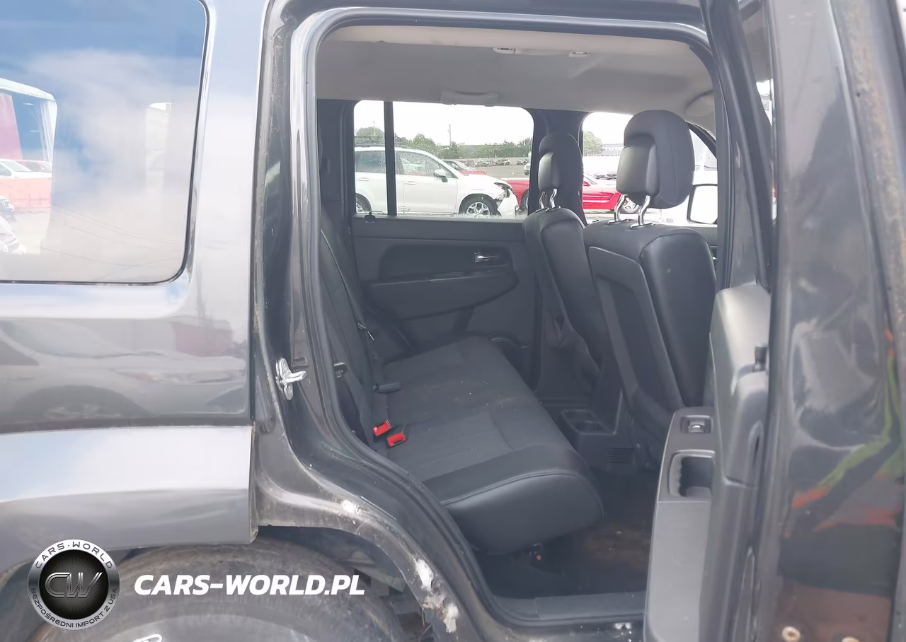 2011 Jeep Liberty Sport VIN:1J4PN2GKXBW543157 - 8