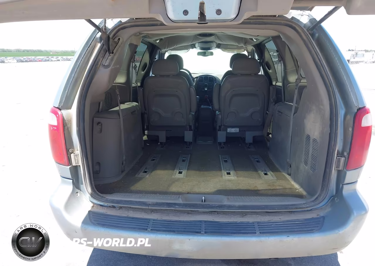 2003 Chrysler Town & Country Lxi VIN:2C4GP54L93R191276 - 17