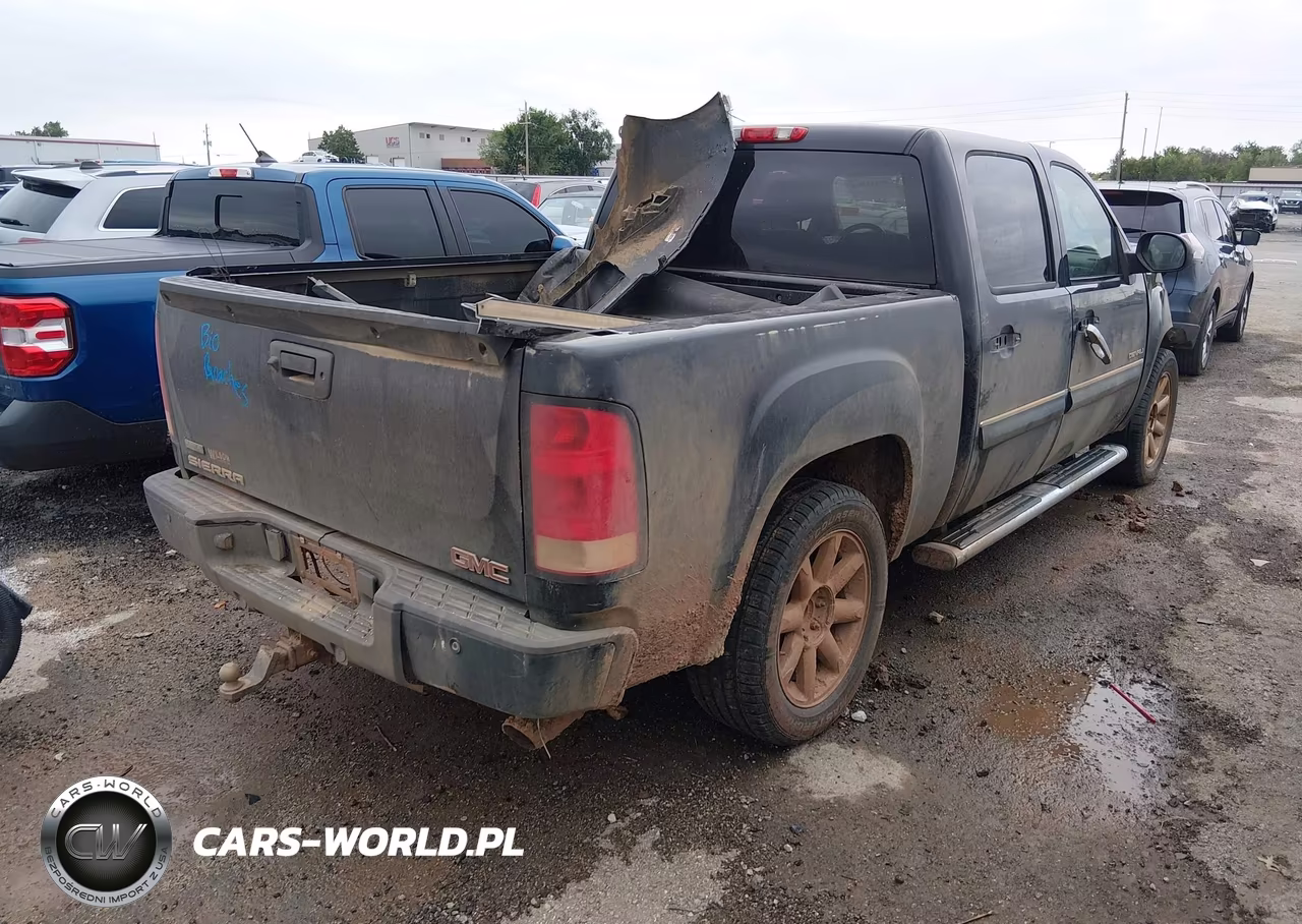 2011 GMC Sierra 1500 Denali VIN:3GTP2XE28BG119697 - 4