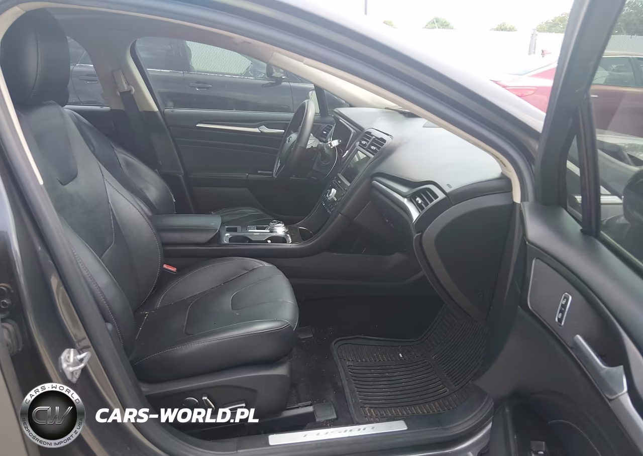 2017 Ford Fusion Titanium VIN:3FA6P0K96HR214834 - 5