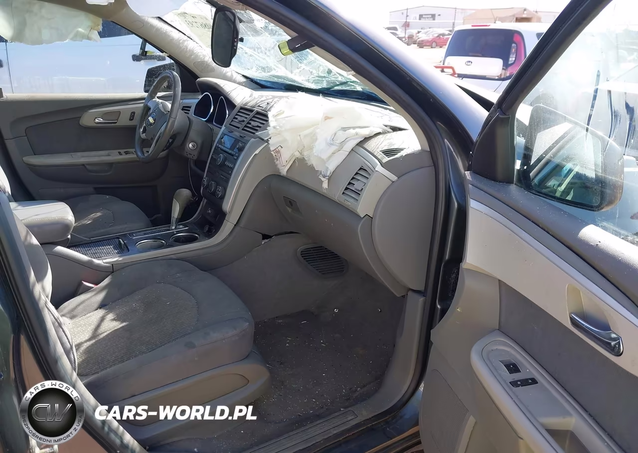 2011 Chevrolet Traverse Ls VIN:1GNKRFED5BJ294500 - 5