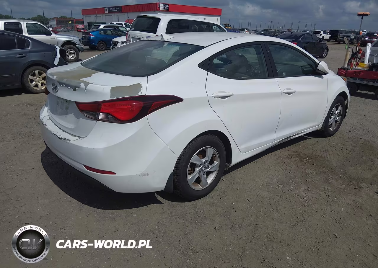 2015 Hyundai Elantra Se VIN:5NPDH4AE8FH618500 - 4
