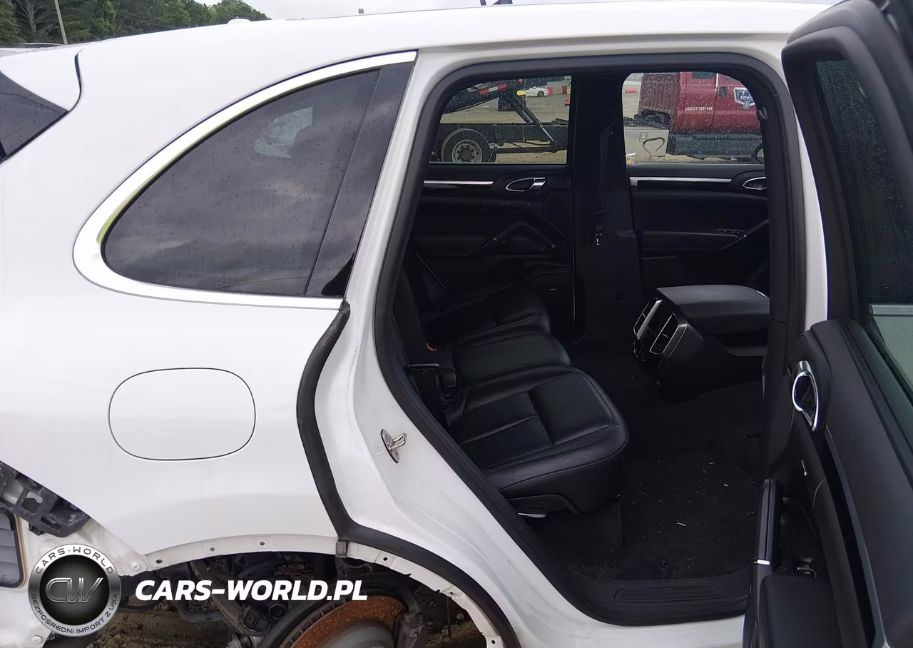 2014 Porsche Cayenne Diesel VIN:WP1AF2A20ELA82153 - 8