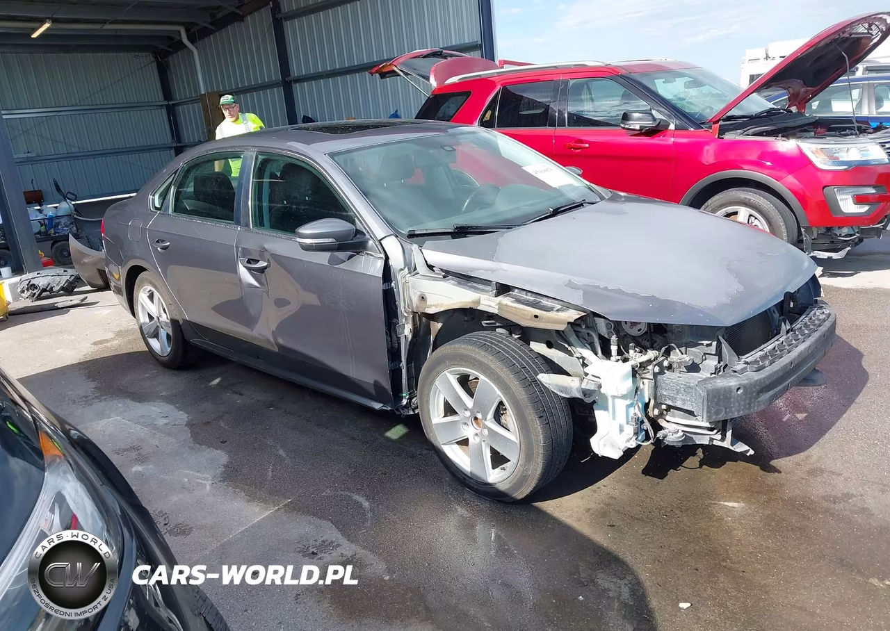 2013 Volkswagen Passat 2.5L Se – zdjęcie 1 z 17