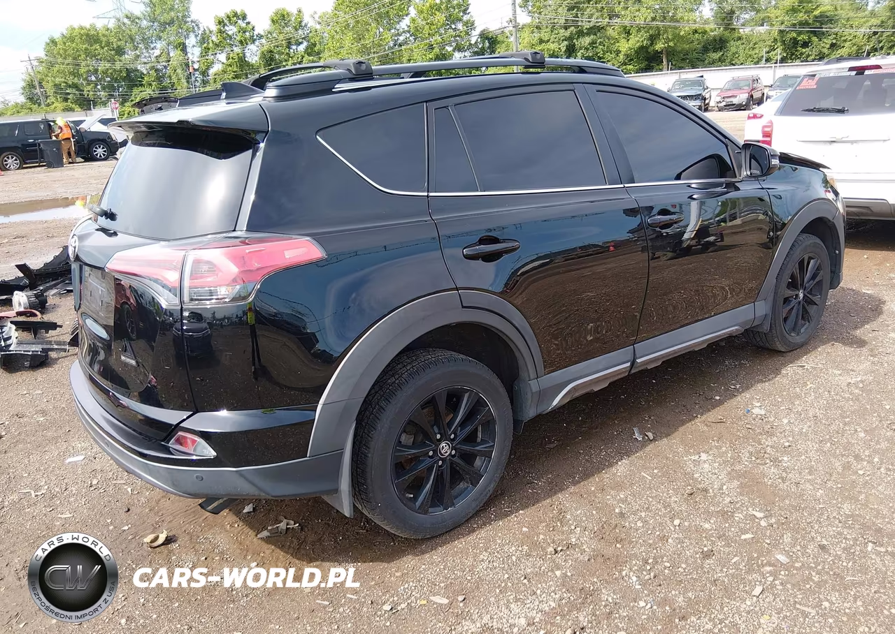 2018 Toyota Rav4 Adventure VIN:2T3RFREV3JW821198 - 4