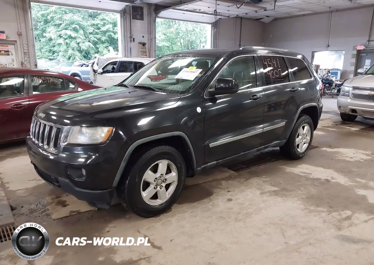 2011 Jeep Grand Cherokee Laredo VIN:1J4RR4GG0BC535381 - 2