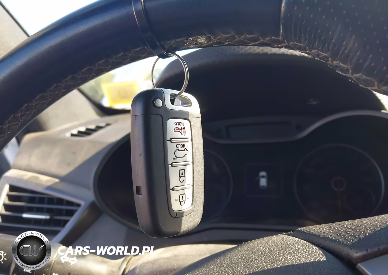 2016 Hyundai Veloster Turbo VIN:KMHTC6AEXGU296001 - 11