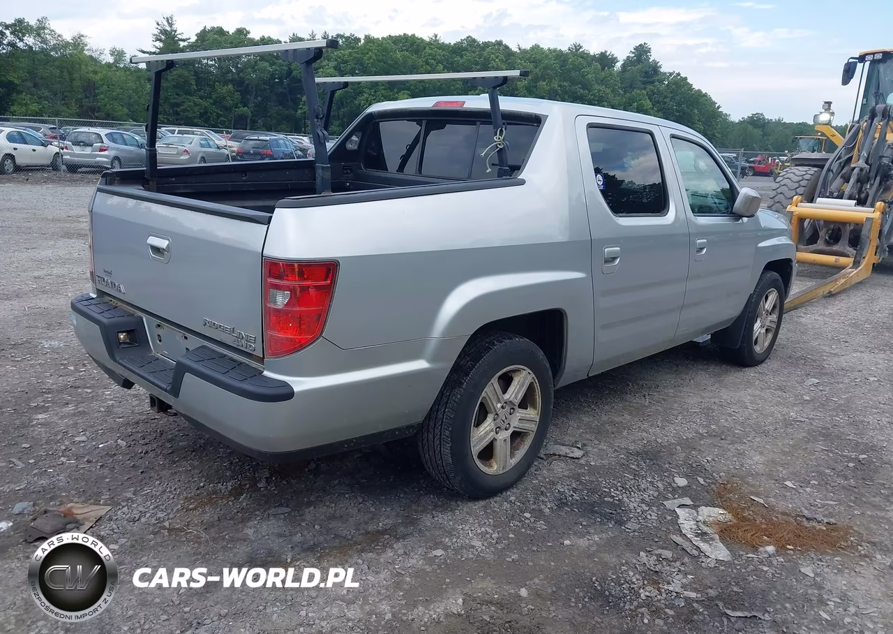 2010 Honda Ridgeline Rtl VIN:5FPYK1F51AB007717 - 4