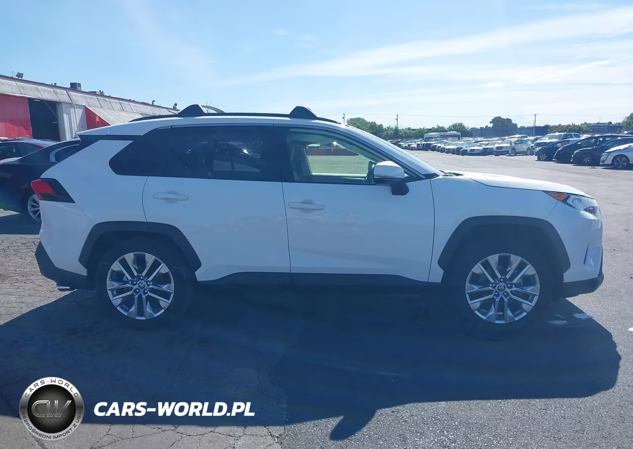 2020 Toyota Rav4 Xle Premium VIN:JTMA1RFV3LD052289 - 13