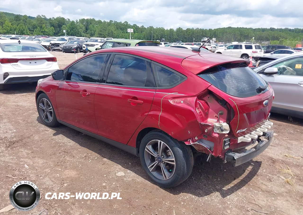 2014 Ford Focus Se VIN:1FADP3K23EL425317 - 3
