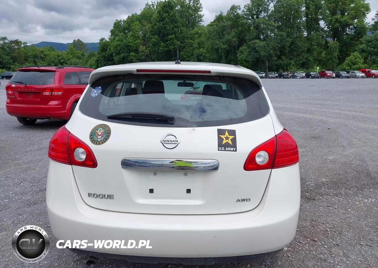 2012 Nissan Rogue S VIN:JN8AS5MVXCW383484 - 17