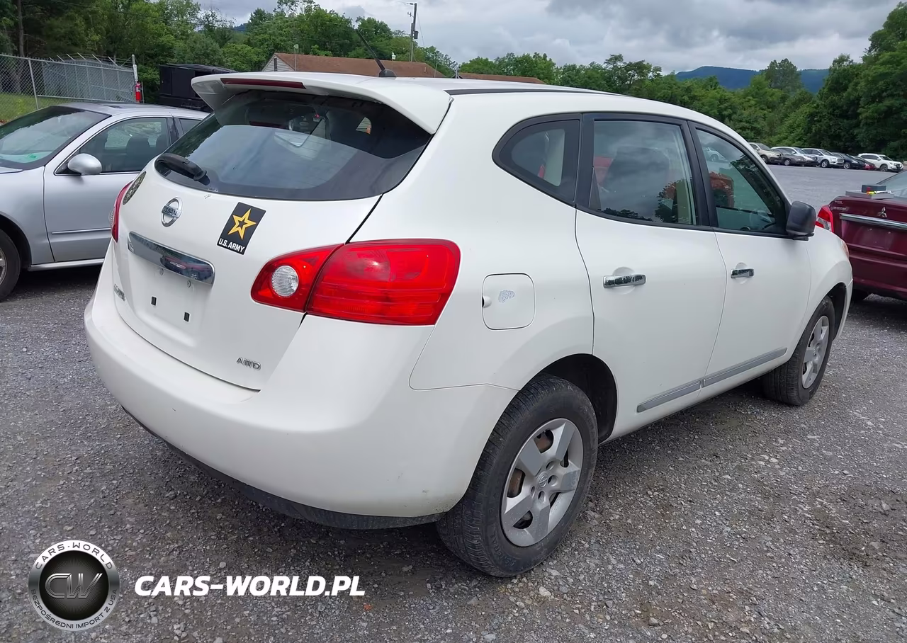 2012 Nissan Rogue S VIN:JN8AS5MVXCW383484 - 4