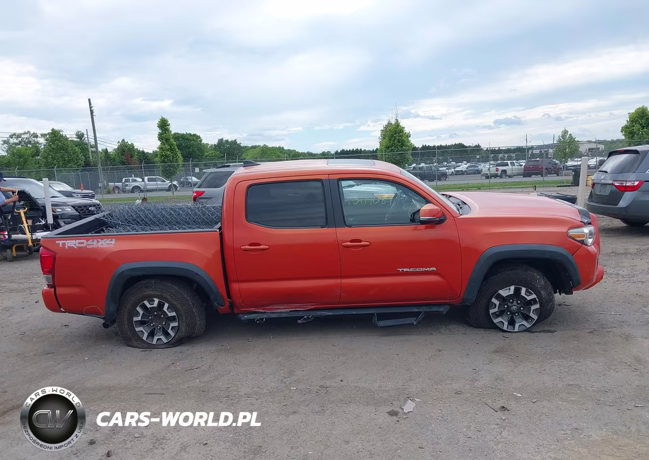 2017 Toyota Tacoma Trd Off Road VIN:3TMCZ5AN9HM067358 - 13