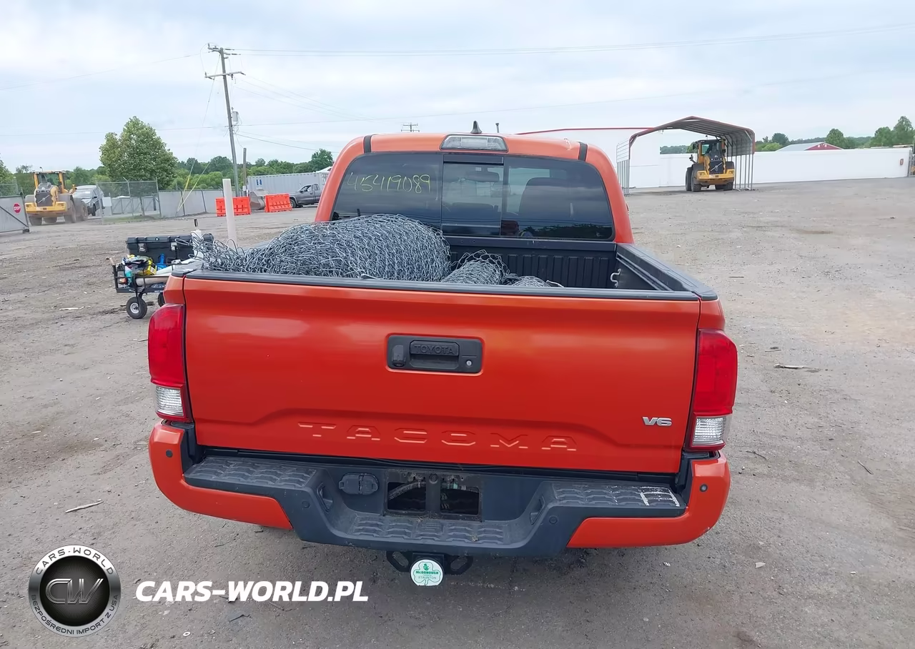 2017 Toyota Tacoma Trd Off Road VIN:3TMCZ5AN9HM067358 - 16