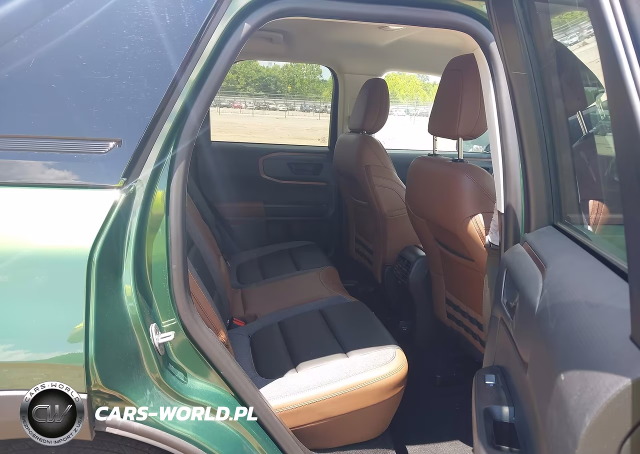 2024 Ford Bronco Sport Outer Banks VIN:3FMCR9C63RRF18331 - 8
