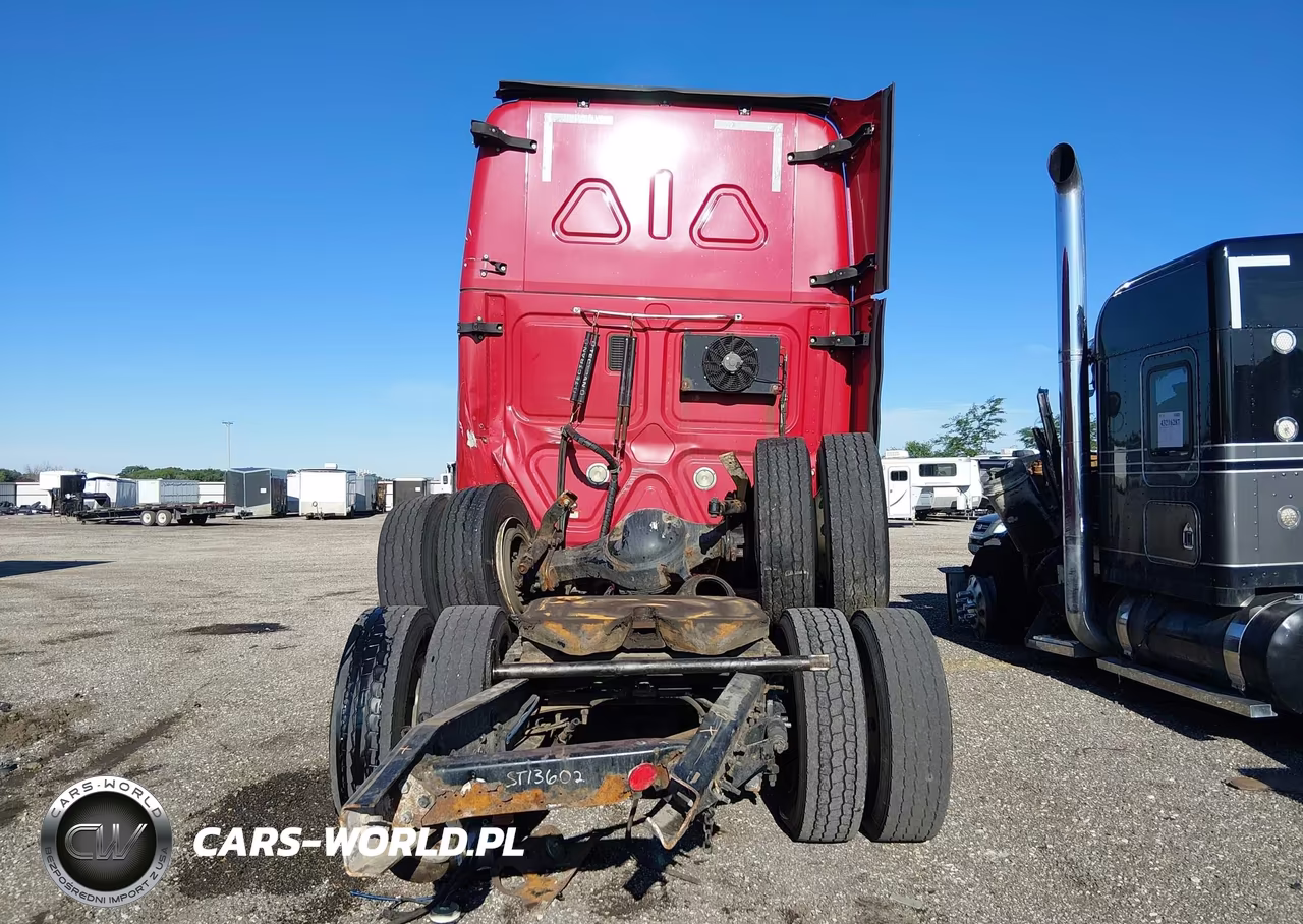 2016 Freightliner Cascadia 125 VIN:3AKJGLD50GSGU6462 - 16