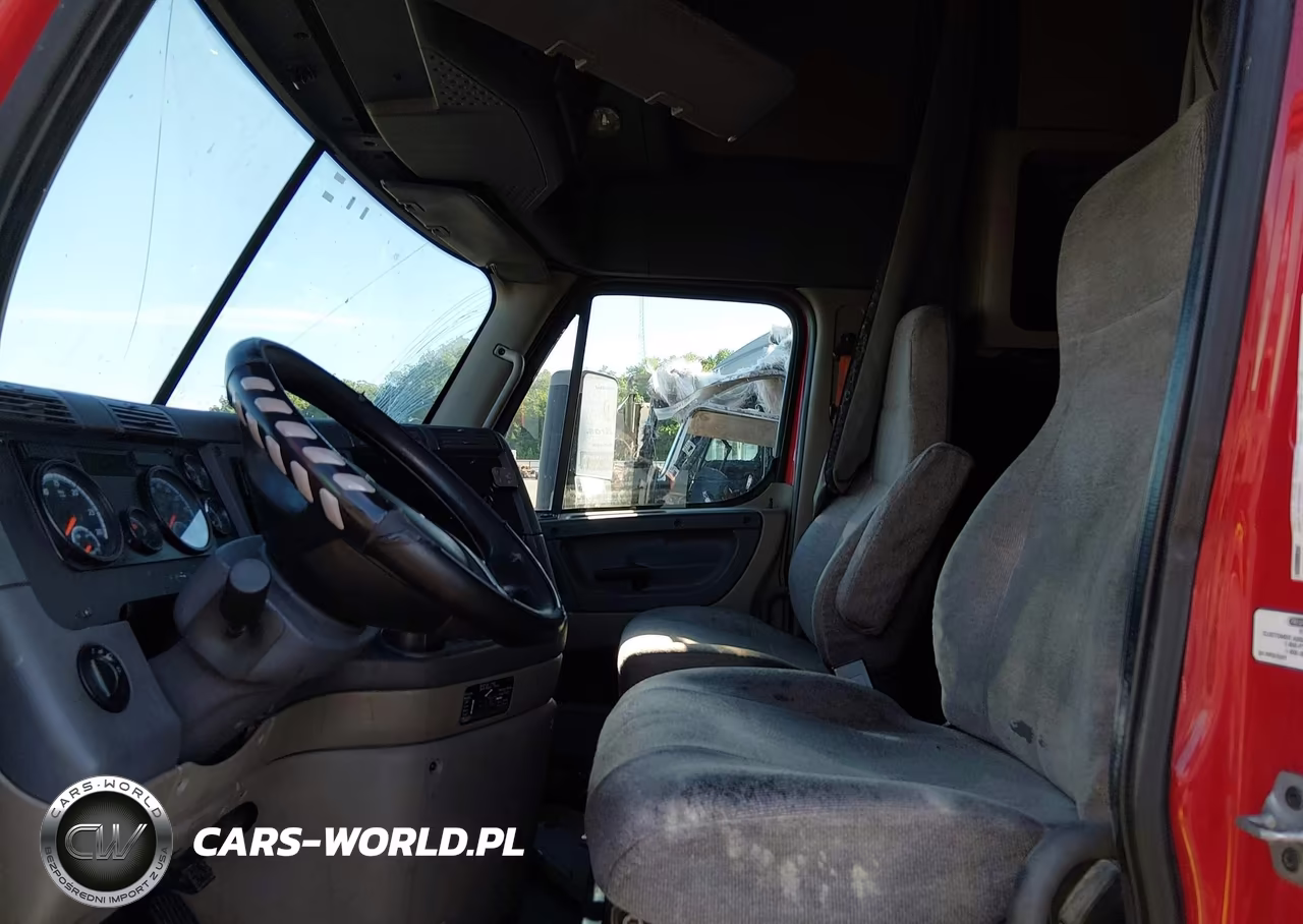 2016 Freightliner Cascadia 125 VIN:3AKJGLD50GSGU6462 - 18