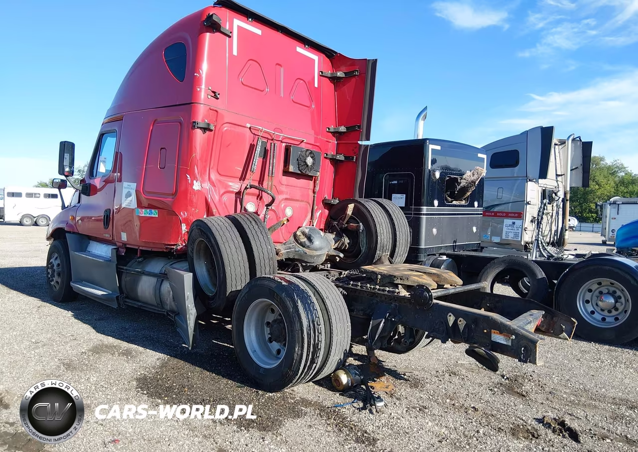 2016 Freightliner Cascadia 125 VIN:3AKJGLD50GSGU6462 - 3