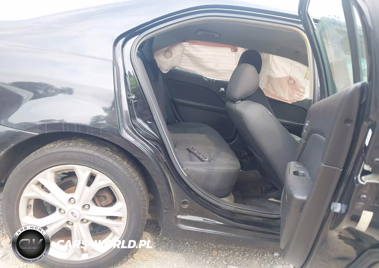 2012 Ford Fusion Se VIN:3FAHP0HA7CR370500 - 8