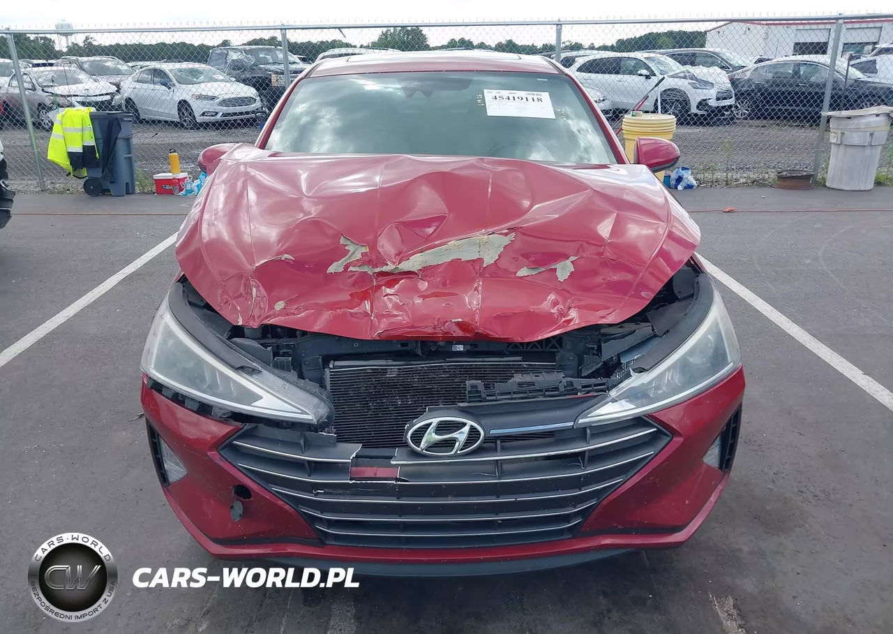 2019 Hyundai Elantra Value Edition VIN:KMHD84LF9KU806606 - 12