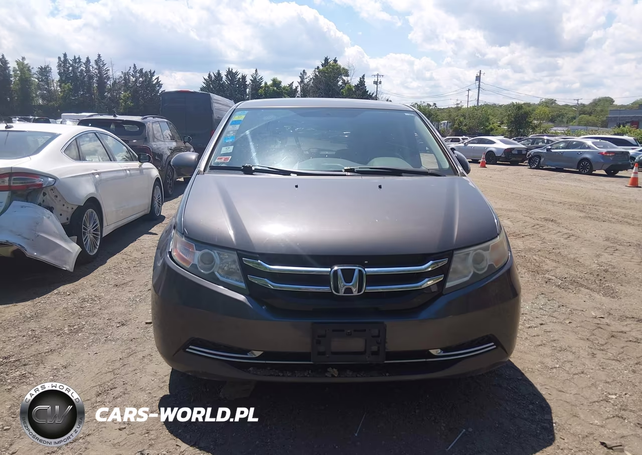 2016 Honda Odyssey Se VIN:5FNRL5H32GB117858 - 13